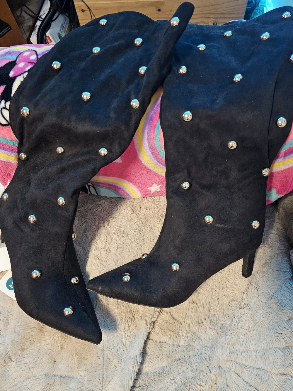 Black Studded Knee-High Women's Boots - Elegant Pointed Toe 9 WC